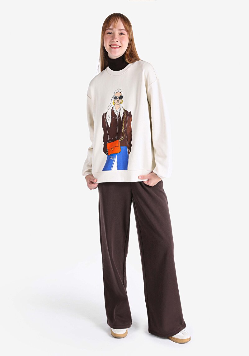 Regular Fit Yuvarlak Yaka Baskılı Kadın Ekru Sweatshirt