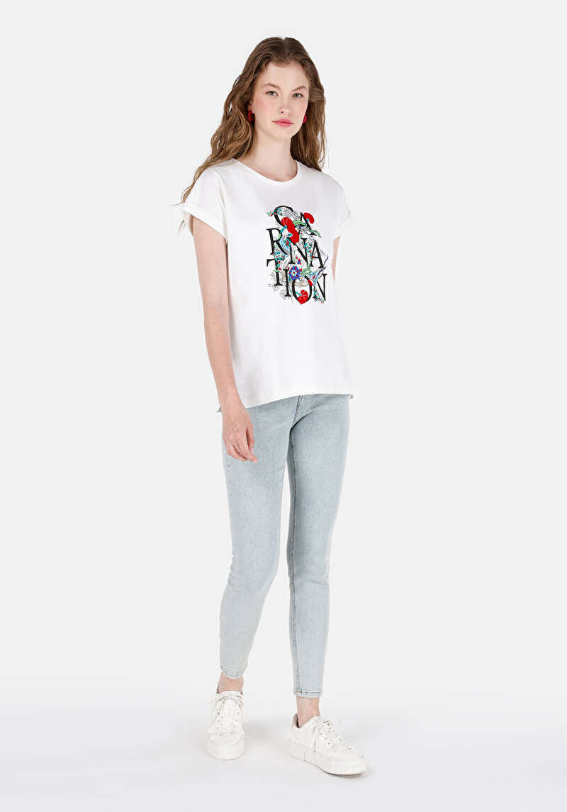 Regular Fit Yuvarlak Yaka Baskılı Kadın Beyaz Kısa Kol Tişört