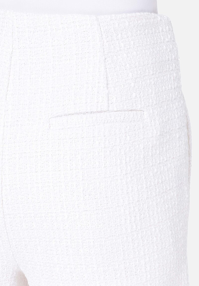 Slim Fit Düşük Bel Düz Kadın Beyaz Şort