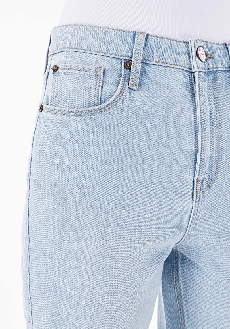 Mom Fit Yüksek Bel Daralan Paça Kadın Bleach İndigo Denim Jean Pantolon