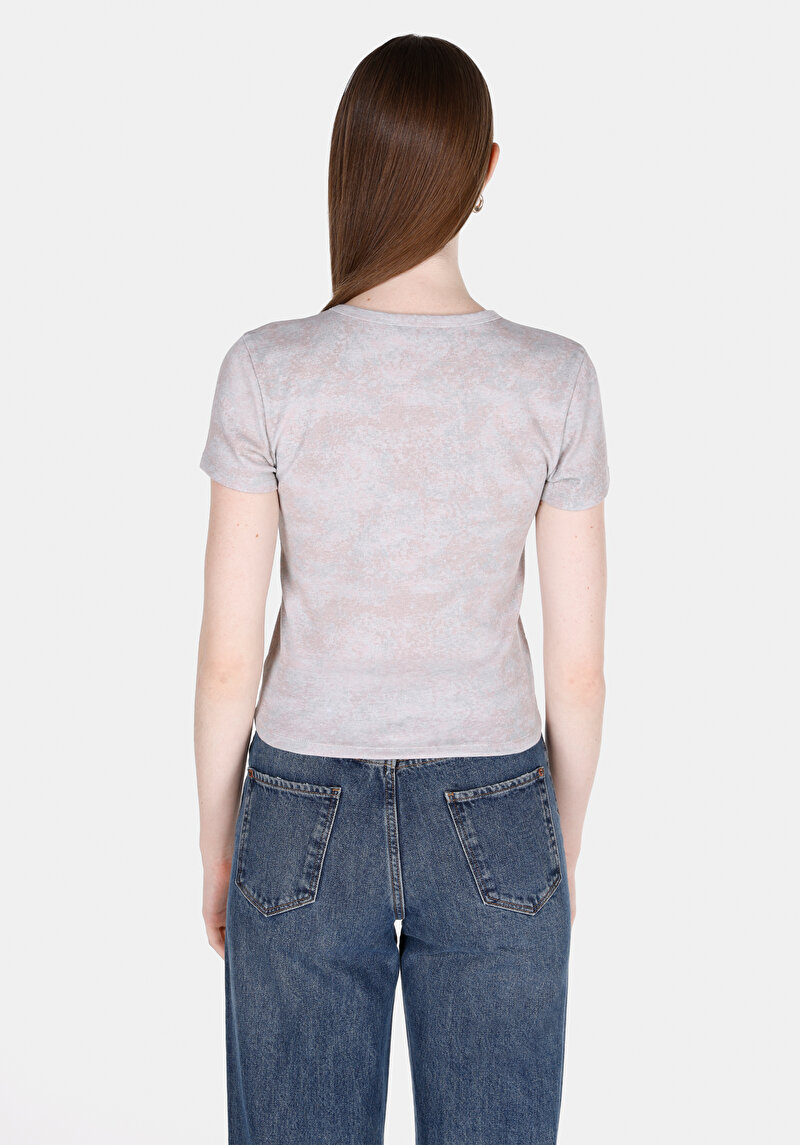 Slim Fit Yuvarlak Yaka Baskılı Kadın Pembe Kısa Kol Tişört