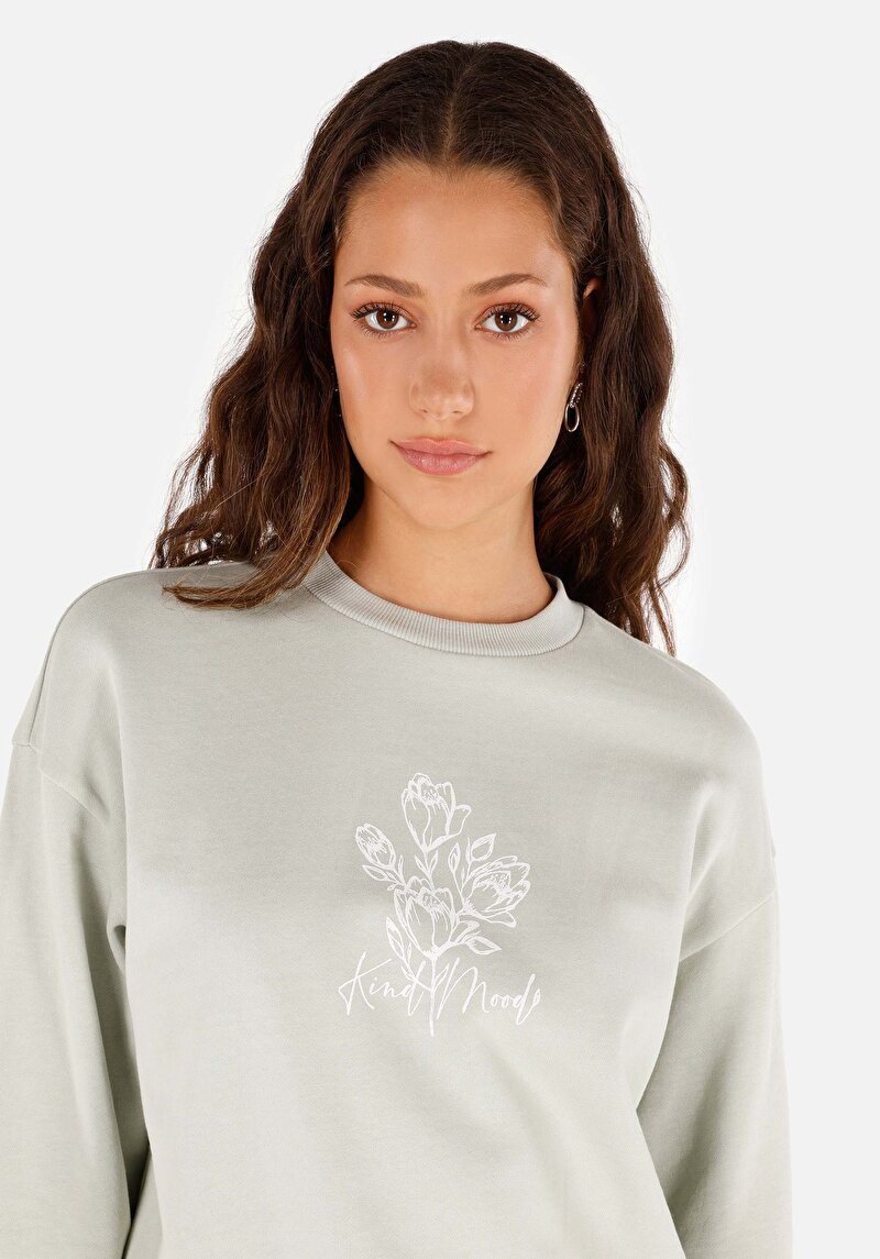 Regular Fit Yuvarlak Yaka Baskılı Kadın Yeşil Sweatshirt