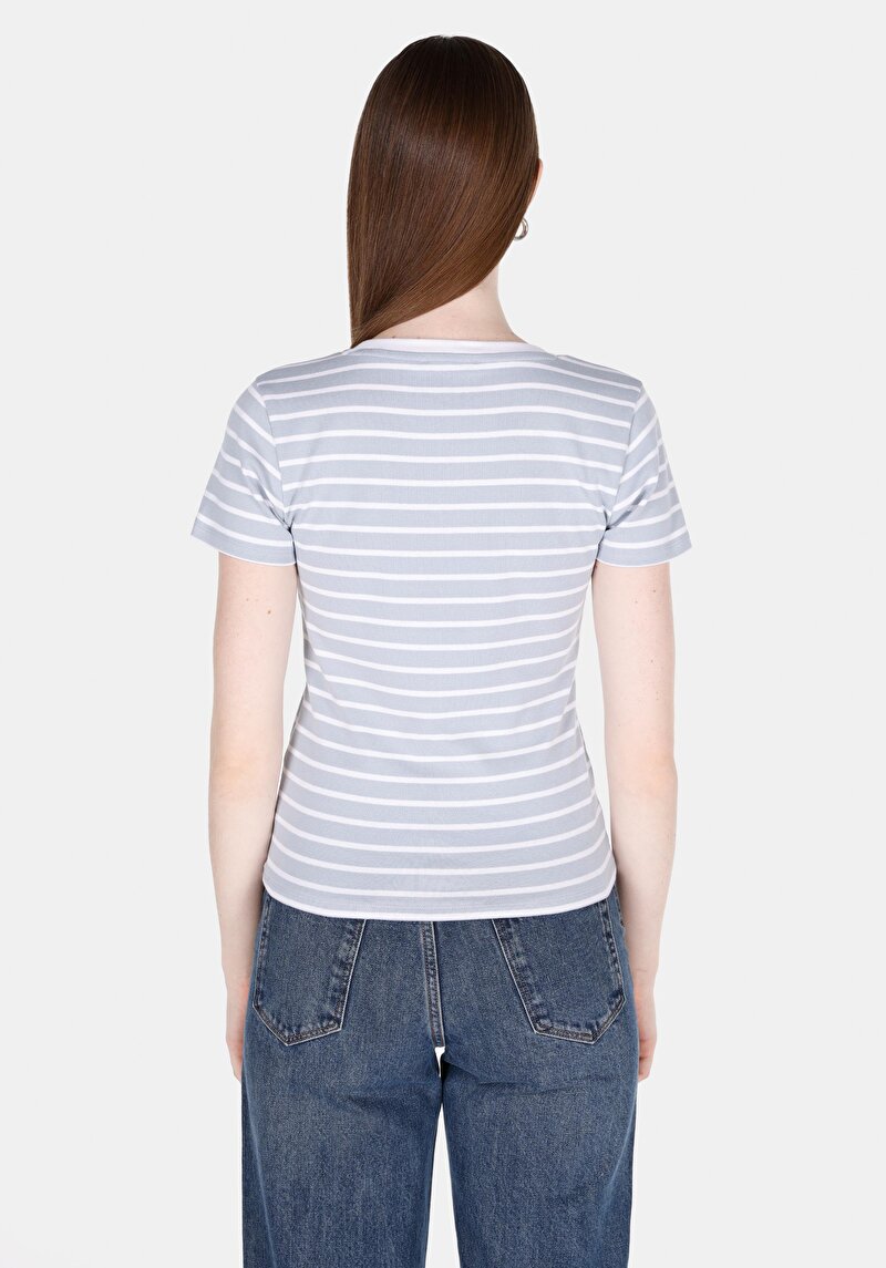 Slim Fit Kare Yaka Çizgili Kadın Mavi Kısa Kol Tişört