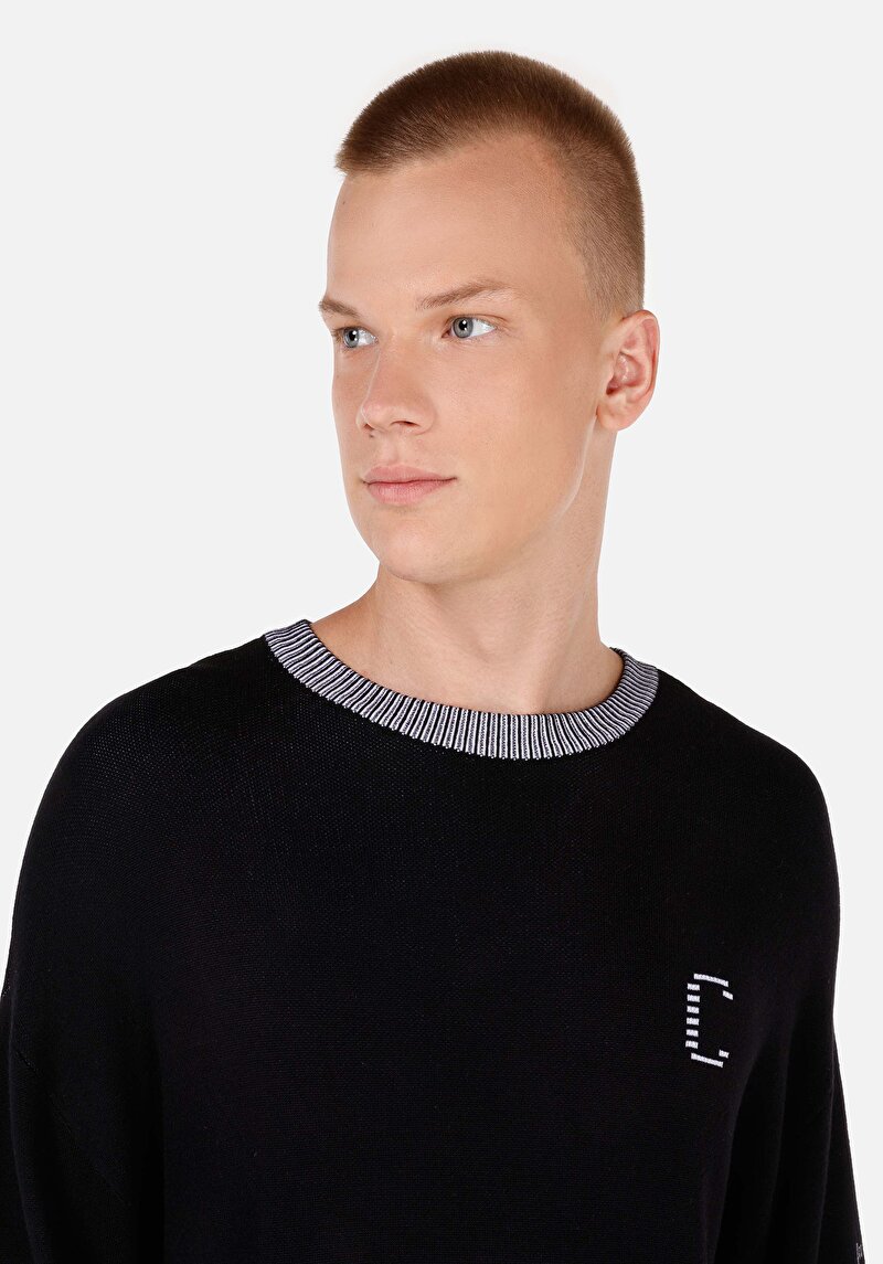 Comfort Fit Yuvarlak Yaka Erkek Siyah Kazak