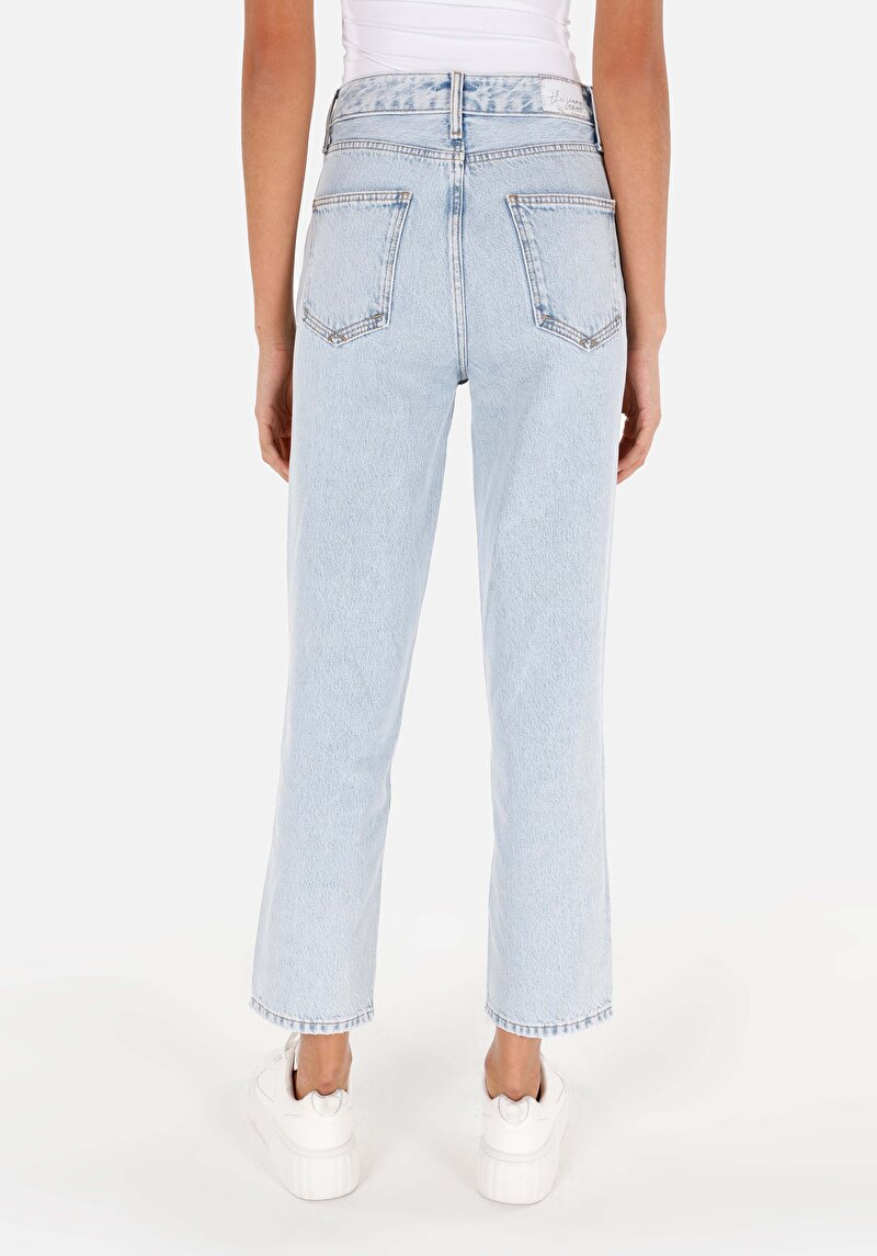 Straight Fit Pamuklu Kadın Denim Jean Pantolon