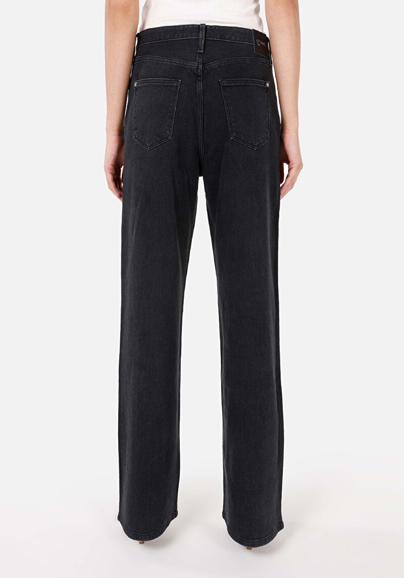Regular Fit   Kadın Siyah Jean Pantolon