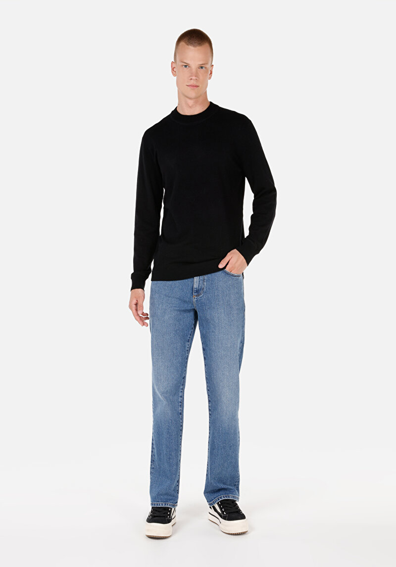 Regular Fit Yuvarlak Yaka Jakarlı Erkek Siyah Kazak