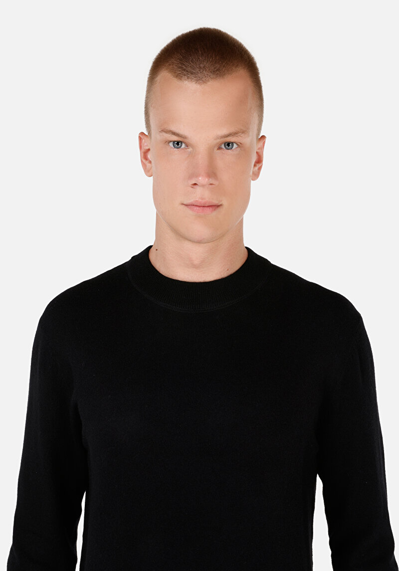 Regular Fit Yuvarlak Yaka Jakarlı Erkek Siyah Kazak