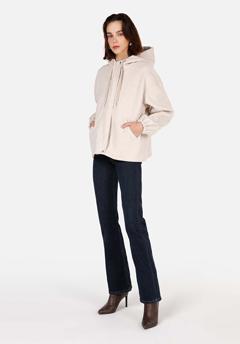 Comfort Fit    Kadın Ekru Ceket