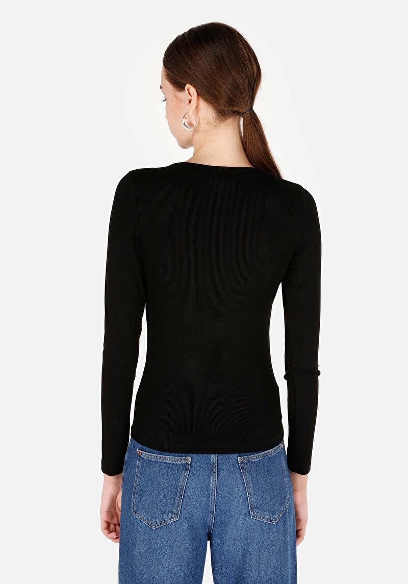 Slim Fit Kayık Yaka Düz Kadın Siyah Uzun Kol Tişört