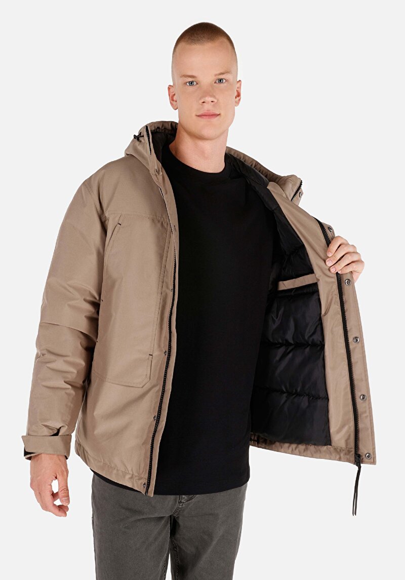 Regular Fit     Erkek Bej Mont