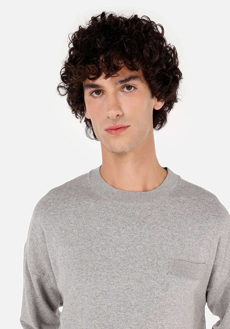 Comfort Fit Yuvarlak Yaka Jakarlı Erkek Gri Kazak