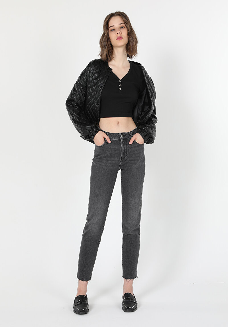 Slim Fit Orta Bel Düz Paça Kadın Denim Jean Pantolon