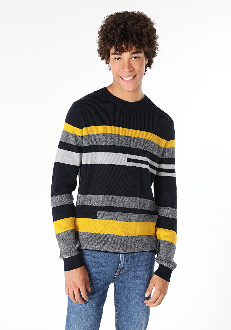 Regular Fit Yuvarlak Yaka Jakarlı Erkek Lacivert Kazak