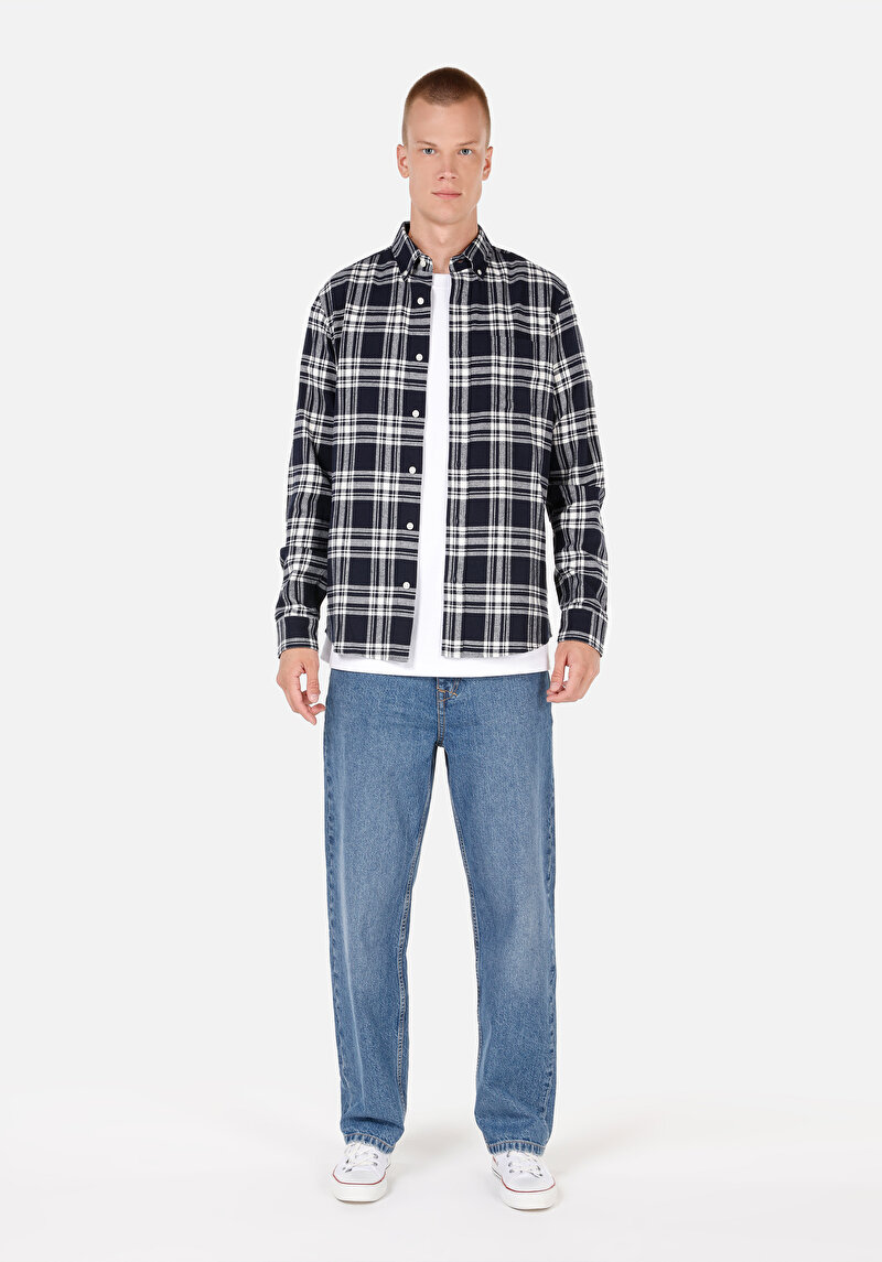 Slim Fit Düğmeli Yaka Ekoseli Erkek Lacivert Uzun Kol Gömlek