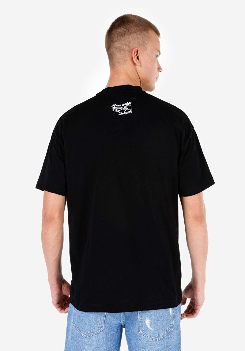 Comfort Fit Yuvarlak Yaka  Kadın Siyah Kısa Kol Tişört