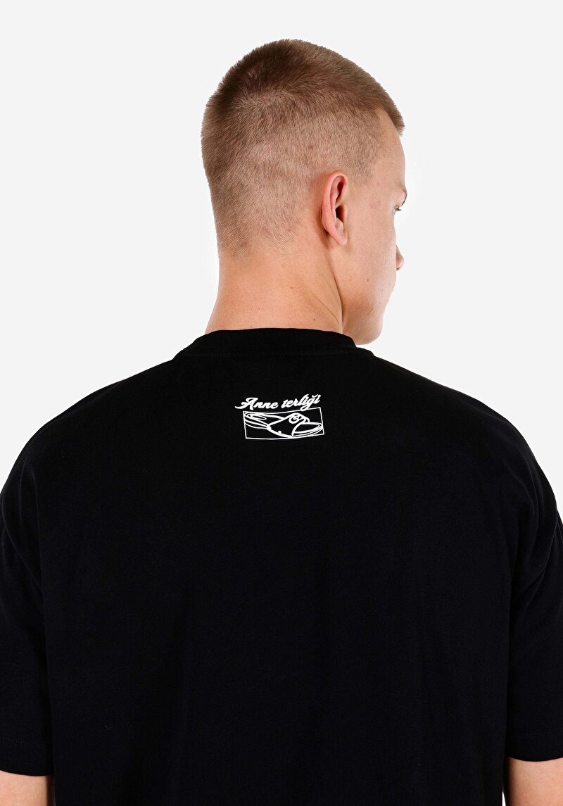 Comfort Fit Yuvarlak Yaka  Kadın Siyah Kısa Kol Tişört