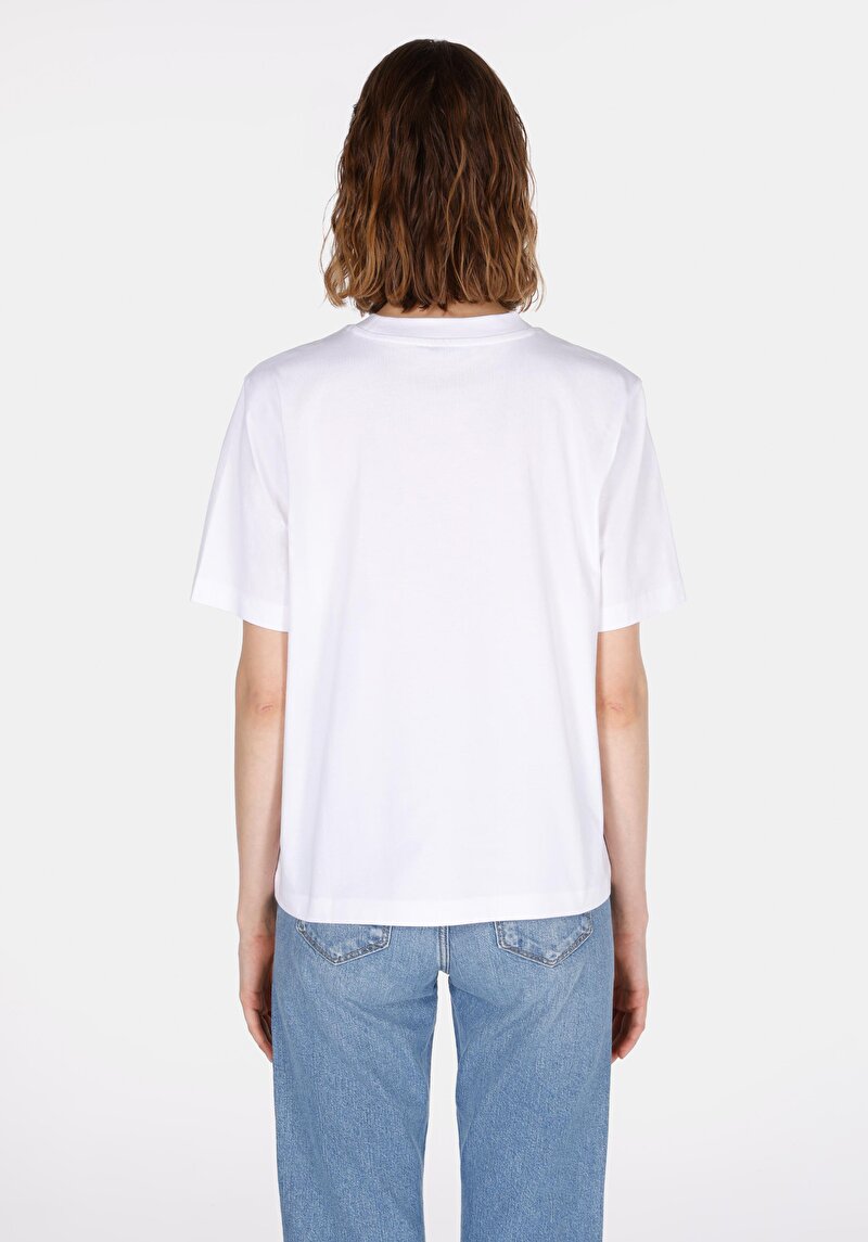 Regular Fit Yuvarlak Yaka Düz Kadın Beyaz Kısa Kol Tişört