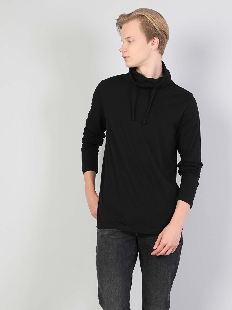 Regular Fit Yarım Balıkçı Yaka Erkek Siyah Uzun Kol Tişört