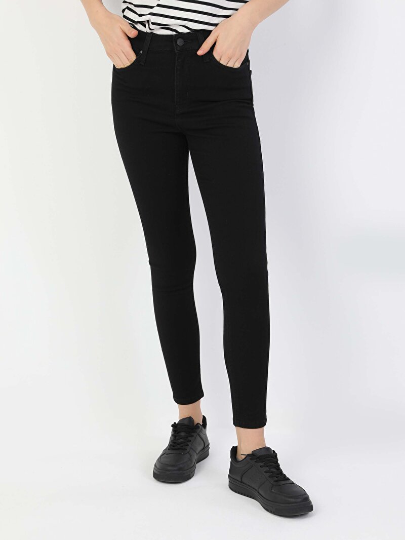 Super Slim Fit Yüksek Bel Dar Paça Kadın Siyah Jean Pantolon