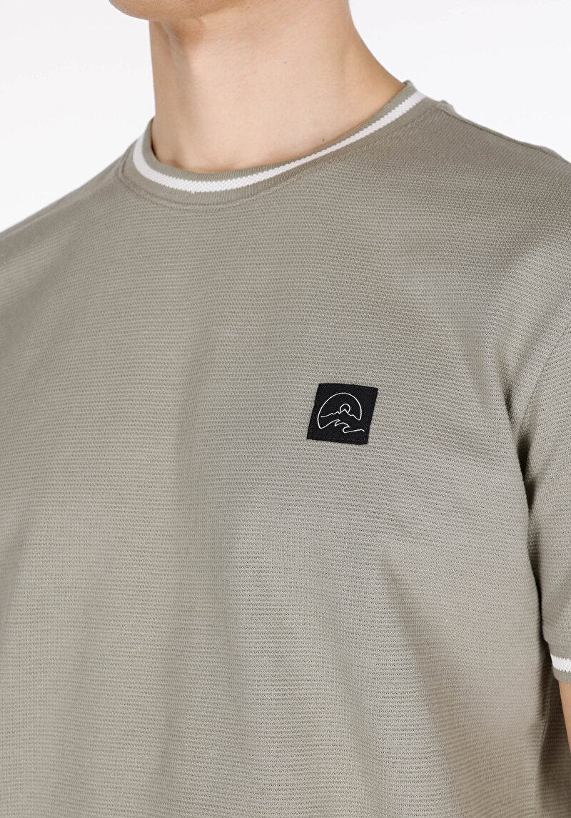 Regular Fit Yuvarlak Yaka Pamuıklu Jakarlı Erkek Yeşil Kısa Kol Tişört