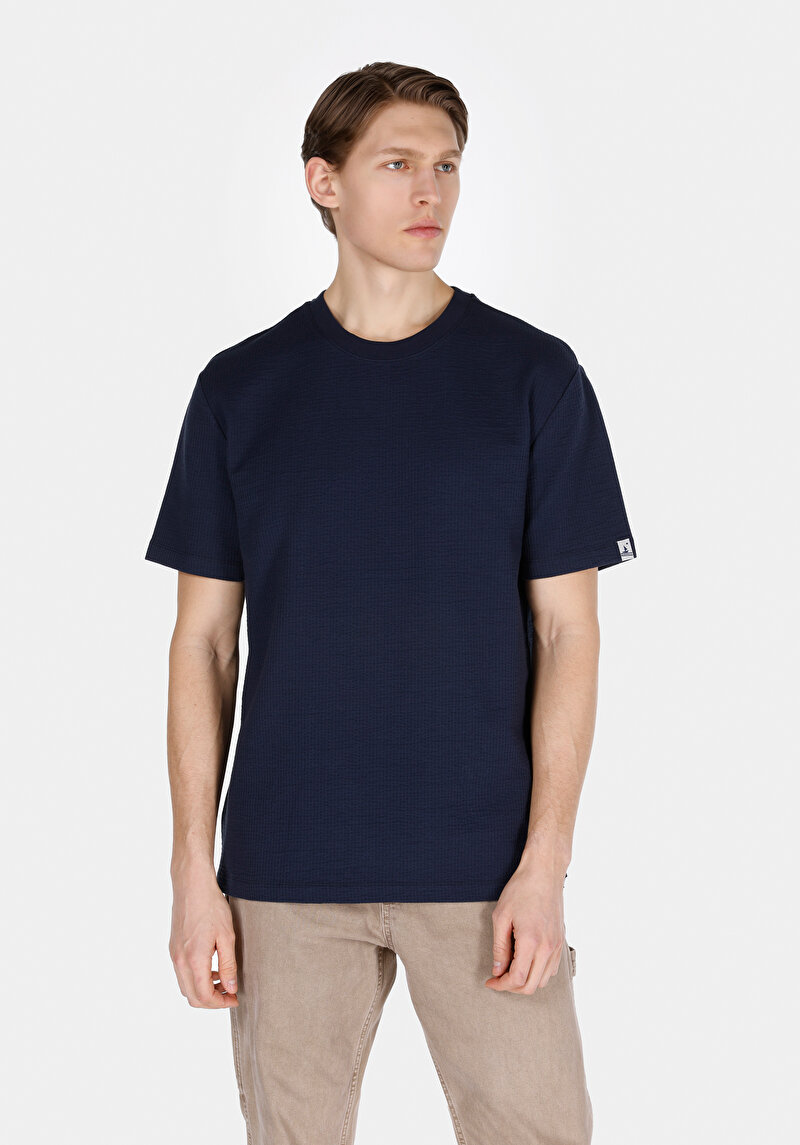 Comfort Fit Yuvarlak Yaka Jakarlı Erkek Lacivert Kısa Kol Tişört