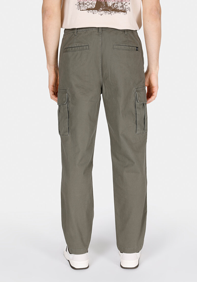 Regular Fit Orta Bel Düz Paça Kargo Cep Erkek Yeşil Pantolon