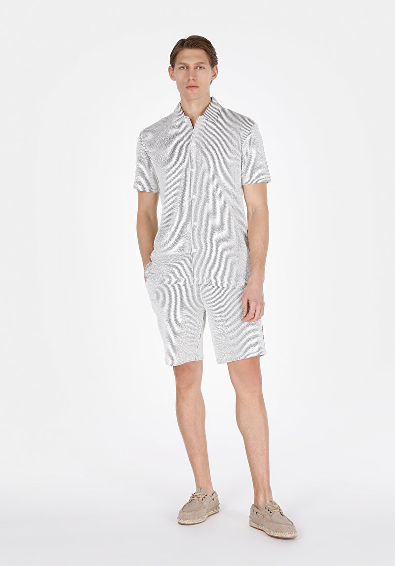 Regular Fit Orta Bel Çizgili Erkek Gri Şort