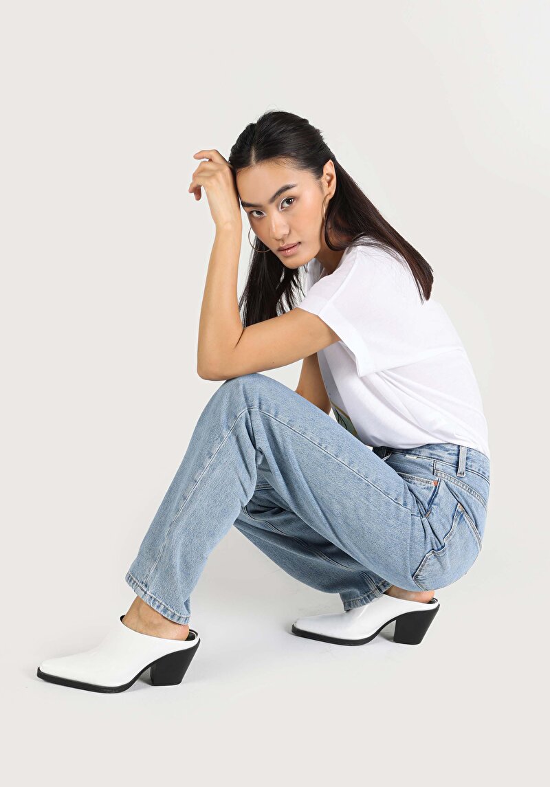 Straight Fit   Kadın İndigo Jean Pantolon