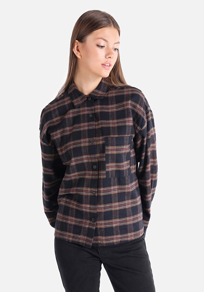 Regular Fit Cepli Shirt Neck Ekoseli Kadın Siyah Uzun Kol Gömlek