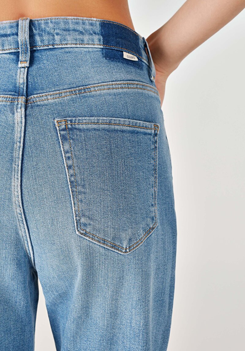 Mom Fit Yüksek Bel Daralan Paça Kadın İndigo Jean Pantolon