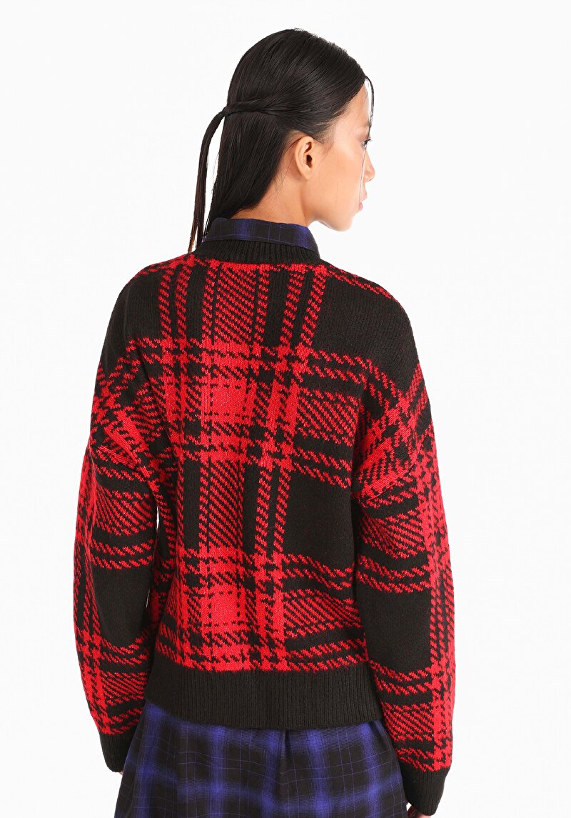 Regular Fit Yuvarlak Yaka Ekoseli Kadın Kirmizi Kazak