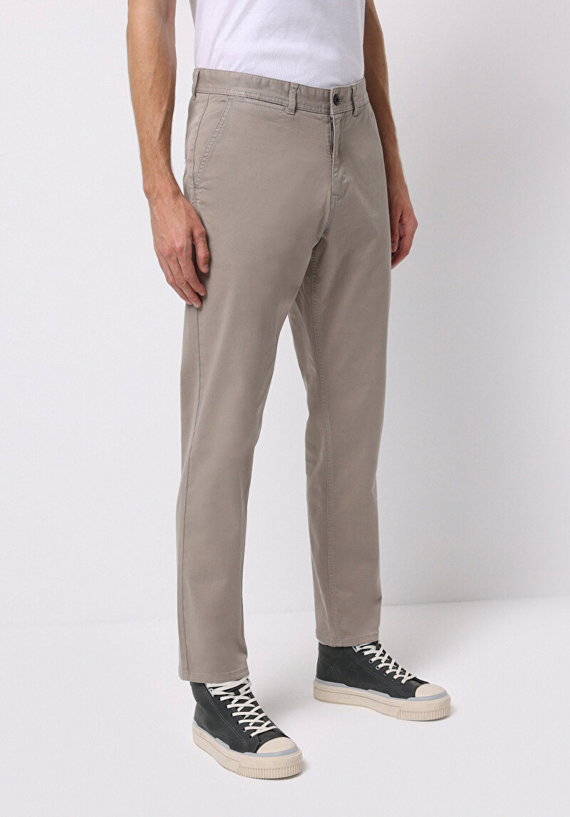 Regular Fit Orta Bel Düz Paça Erkek Bej Pantolon