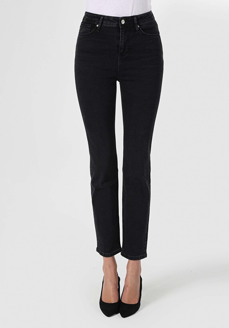Slim Fit Orta Bel Düz Paça Kadın Siyah Fermuarlı Jean Pantolon