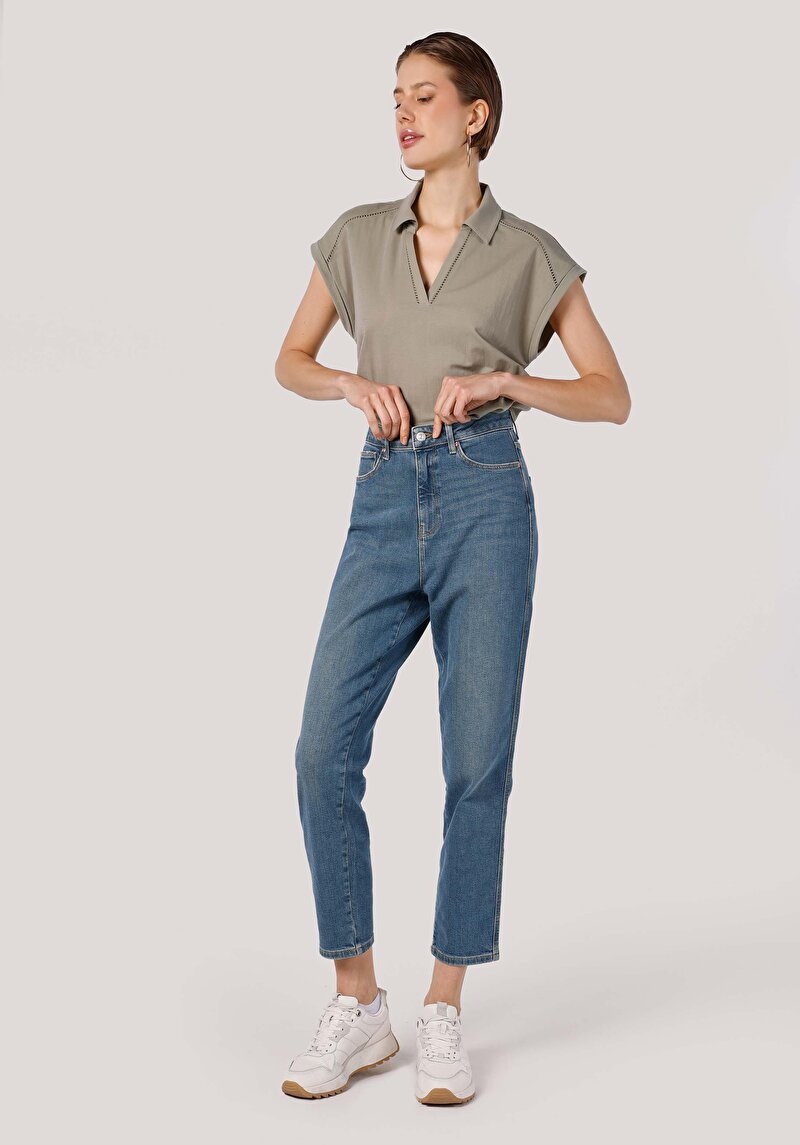 Mom Fit Yüksek Bel Daralan Paça Kadın İndigo Jean Pantolon