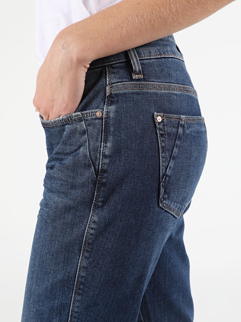 892 Alına Slim Boyfriend Fit Orta Bel Daralan Paça Kadın Koyu Mavi Jean Pantolon Cl1051970