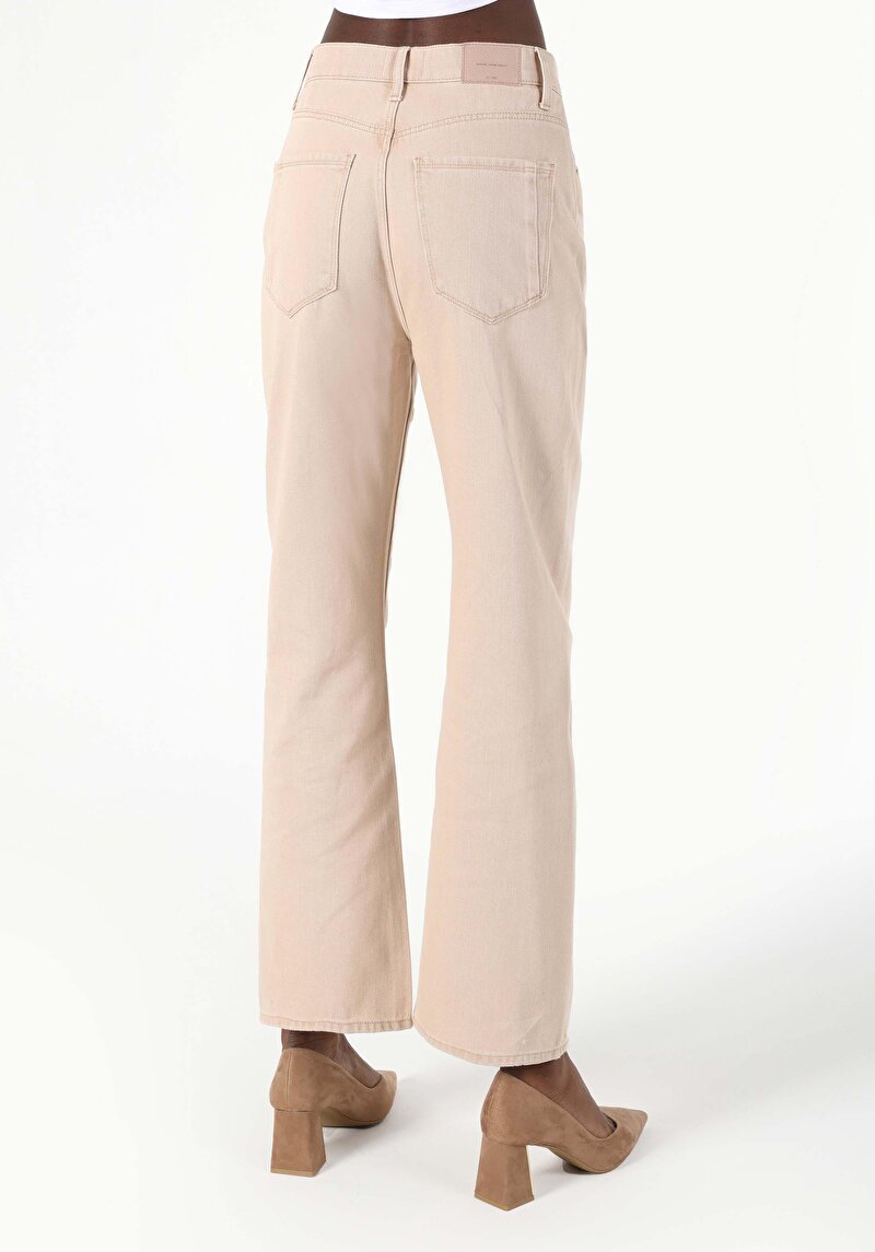 Regular Fit Yüksek Bel Düz Paça Kadın Açik Kahve Jean Pantolon