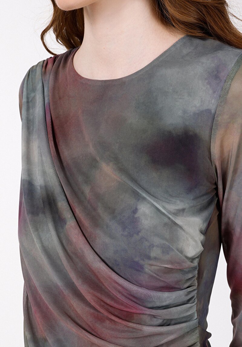 Slim Fit Degaje Batik Kadın Çok Renkli Uzun Kol Tişört