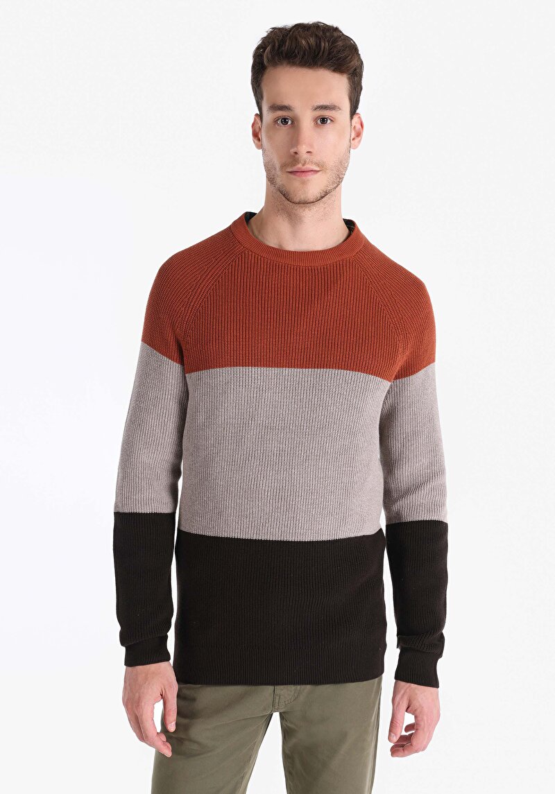 Regular Fit Yuvarlak Yaka Jakarlı Erkek Kahverengi Triko Kazak