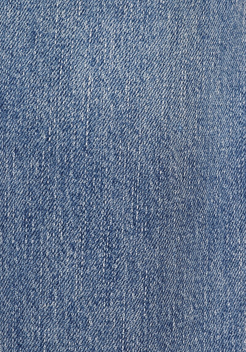 Regular Fit   Erkek İndigo Jean Pantolon