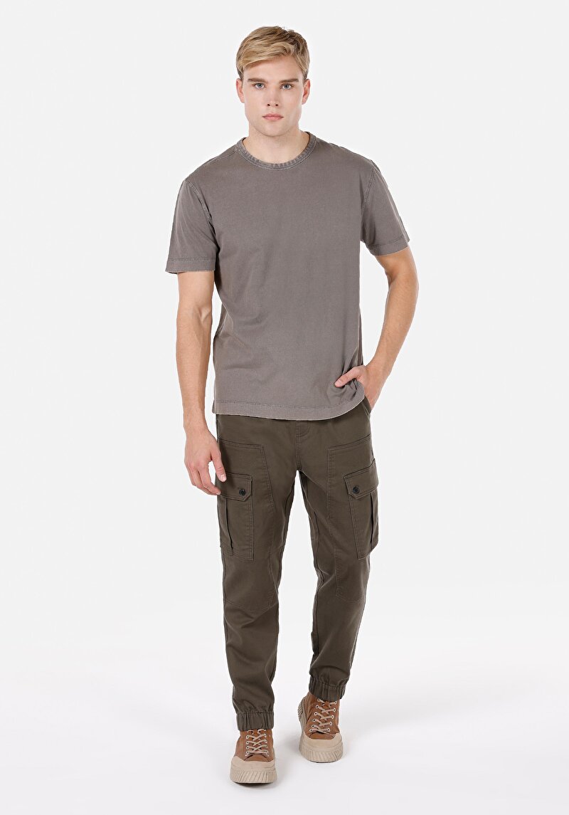 Comfort Fit Yuvarlak Yaka Düz Erkek Kahverengi Kısa Kol Tişört