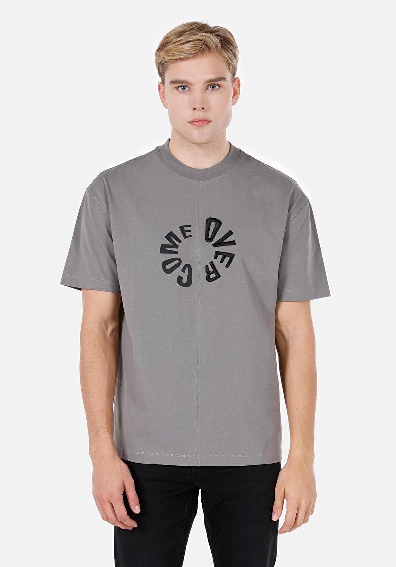 Comfort Fit Yuvarlak Yaka Düz Erkek Gri Kısa Kol Tişört