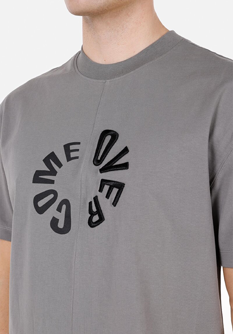 Comfort Fit Yuvarlak Yaka Düz Erkek Gri Kısa Kol Tişört