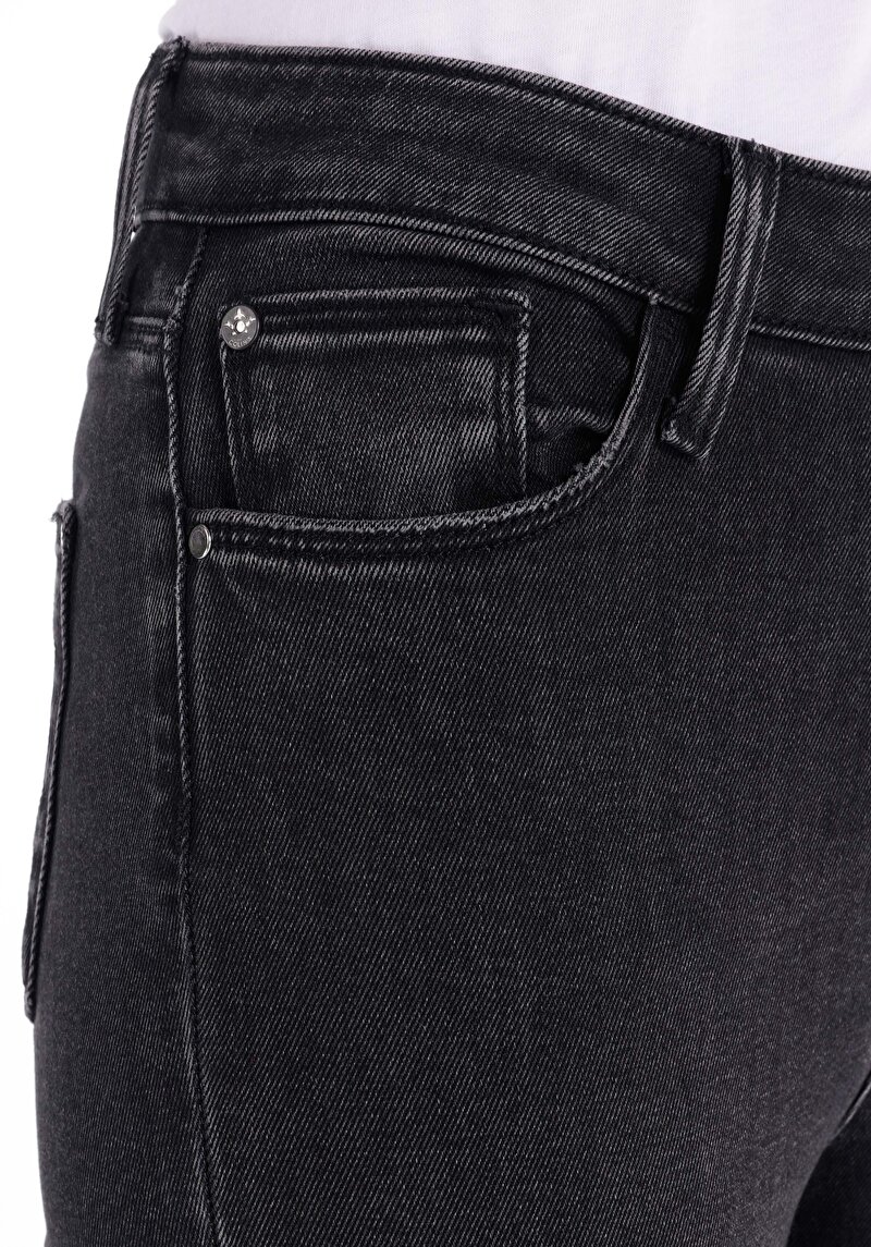 Skinny Fit Orta Bel Dar Paça Kadın Denim Jean Pantolon