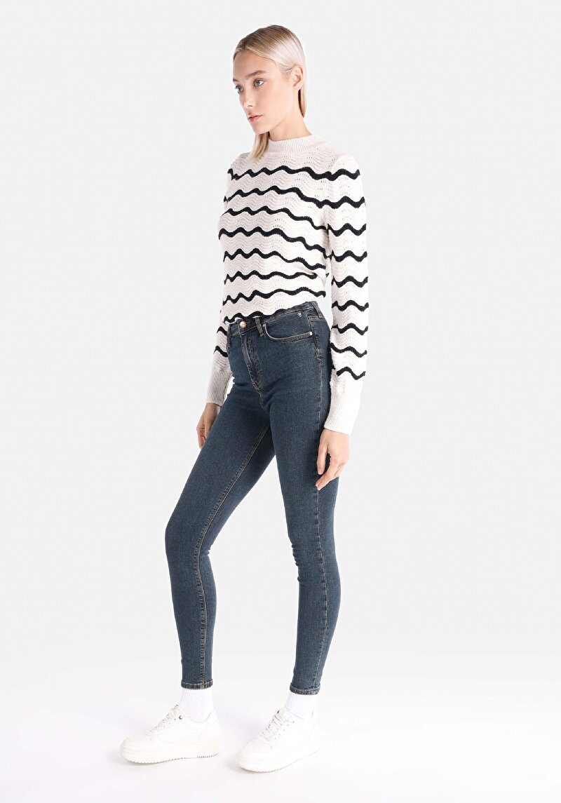 Skinny Fit Yüksel Bel Dar Paça Cepli Kadın İndigo Jean Pantolon