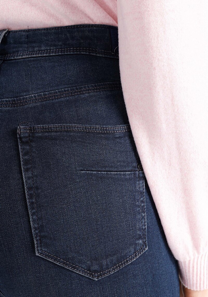 Regular Fit Orta Bel Slim Straight Leg Kadın Koyu İndigo Jean Pantolon