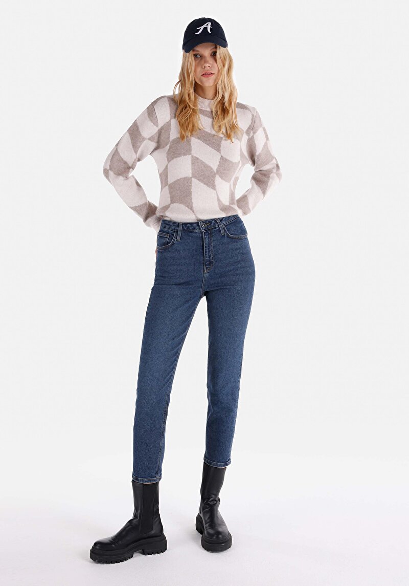 Slim Fit Orta Bel Daralan Paça Kadın İndigo Jean Pantolon