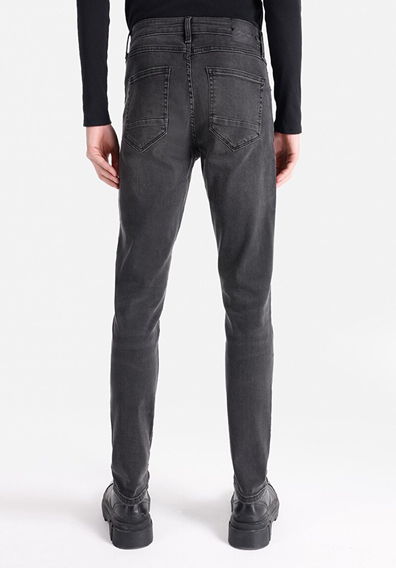 Slim Fit Düşük Bel Dar Paça Erkek Siyah Jean Pantolon