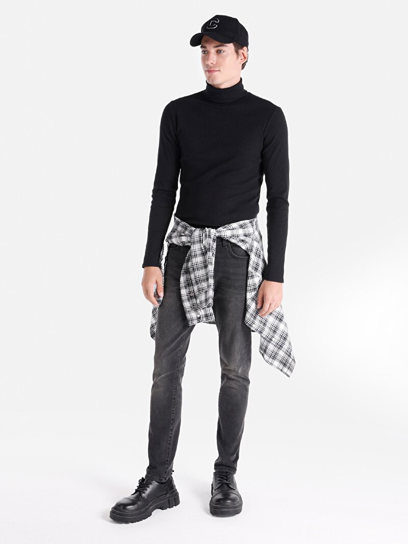 Slim Fit Düşük Bel Dar Paça Erkek Siyah Jean Pantolon