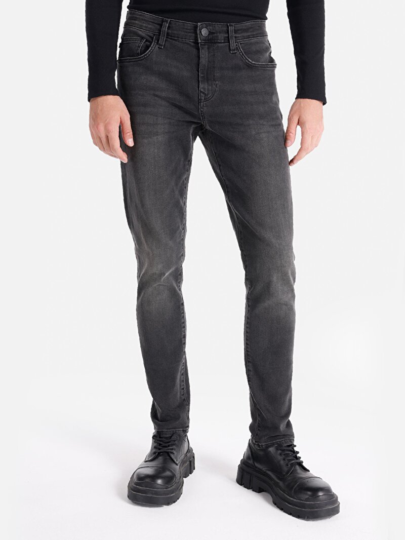 Slim Fit Düşük Bel Dar Paça Erkek Siyah Jean Pantolon